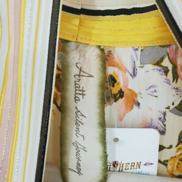 NWT Anthropologie Aratta Yellow Kimono Sheer Floral Size L Silent Journey - Picture 7 of 7